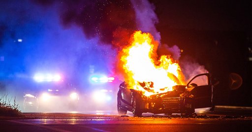 Was tun, wenn das Auto brennt?