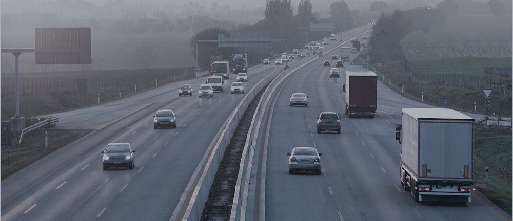 Abfall aus dem Autofenster werfen: So hoch ist die Strafe