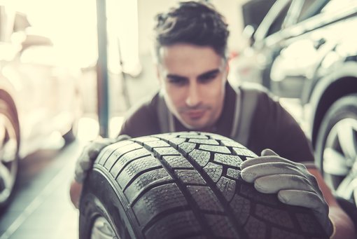 ACV Reifenratgeber: Runderneuerte Reifen