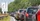 Verkehrsschild kündigt verengte Fahrbahn an