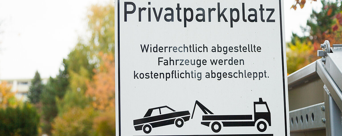 ACV Ratgeber_Abschleppen auf Privatparkplaetzen