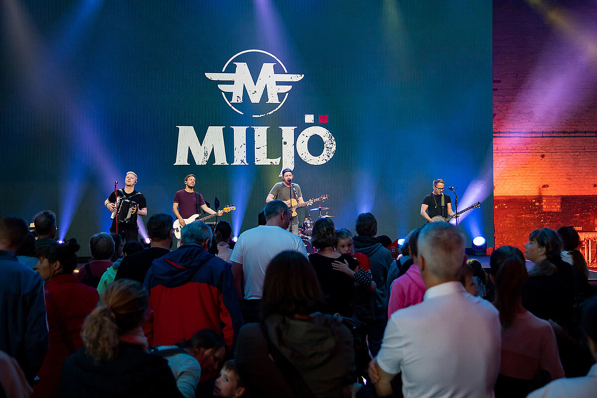 ACV Familienfest-Miljö auf der Bühne