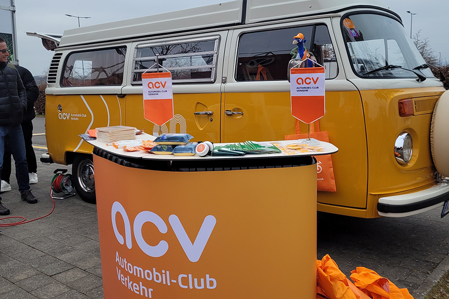 ACV Stand und der ACV Bulli