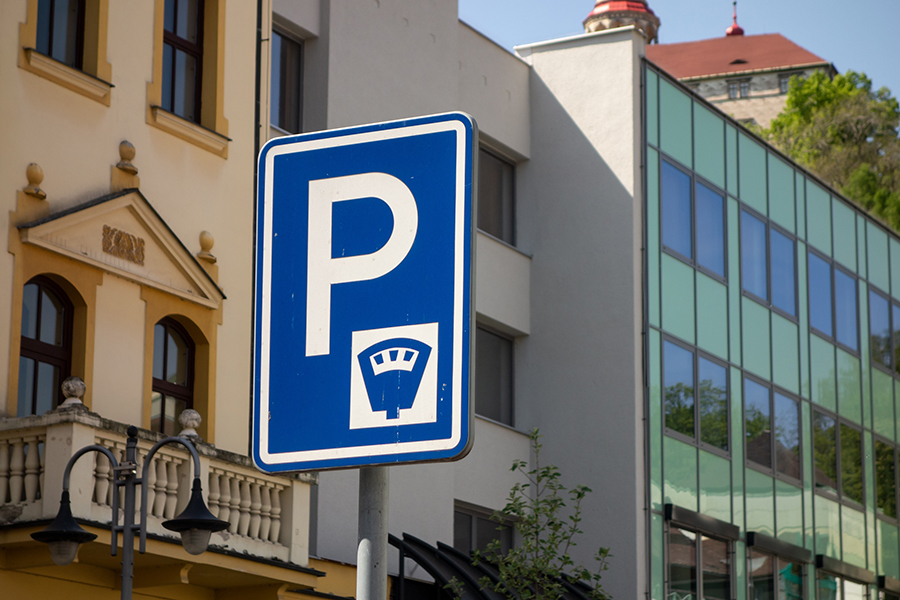 Verkehrszeichen Parkplatz