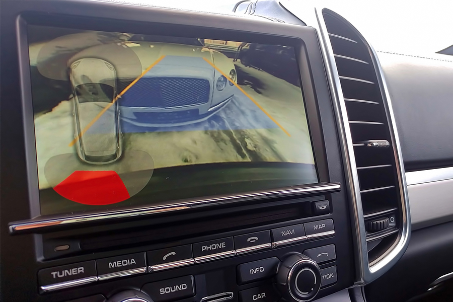 Rückfahrkamera im Autobildschirm